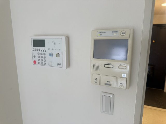 西宮市高塚町の賃貸マンションのセキュリティ