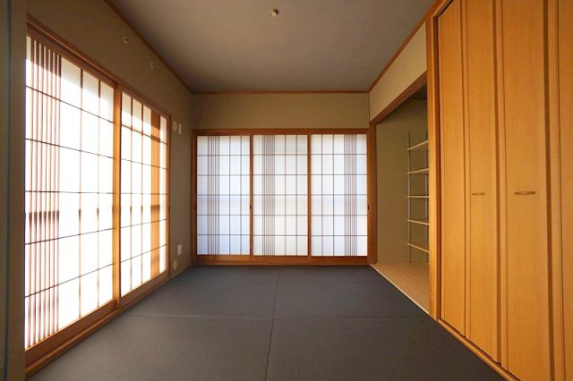 西宮市甲陽園本庄町の賃貸マンションの和室