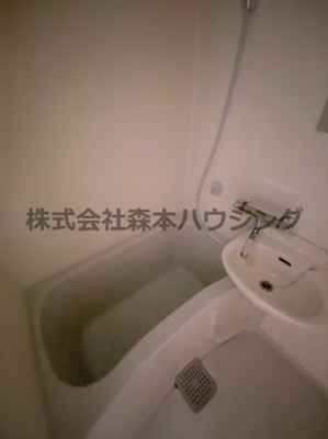 【浴室】 | 　メリックビル | ゆったり過ごせるお風呂です