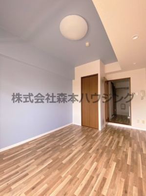 【洋室】 | 　メリックビル | 使い勝手のいい洋室です