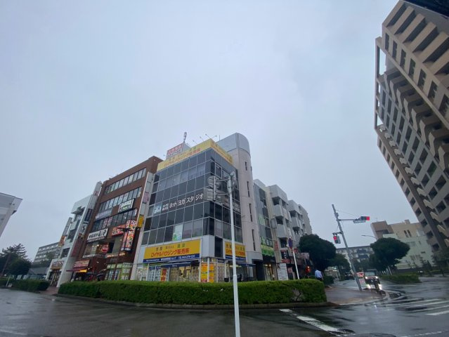 稲毛海岸ニイクラビル