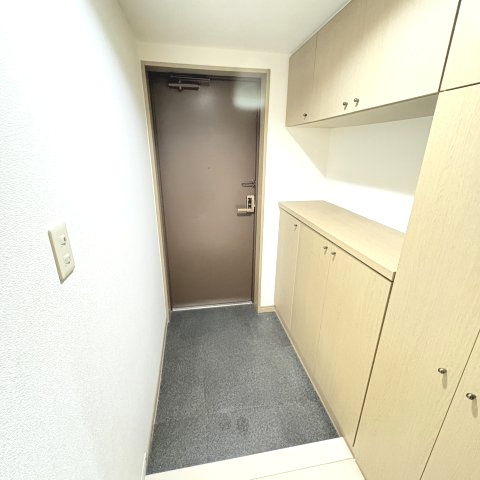 ハイライフ室蘭の玄関