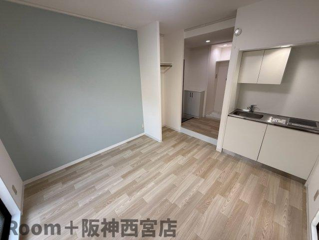 ロイヤルメゾン香櫨園の居間・リビング