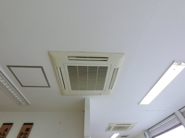 星久喜店舗の設備