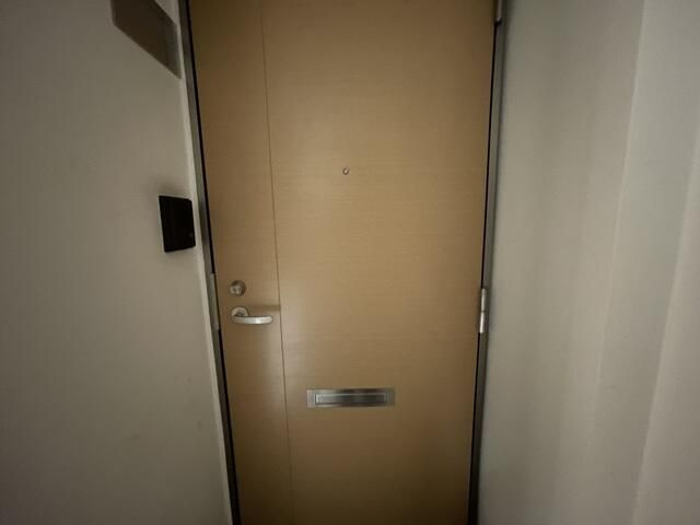 シャンテ町屋の玄関