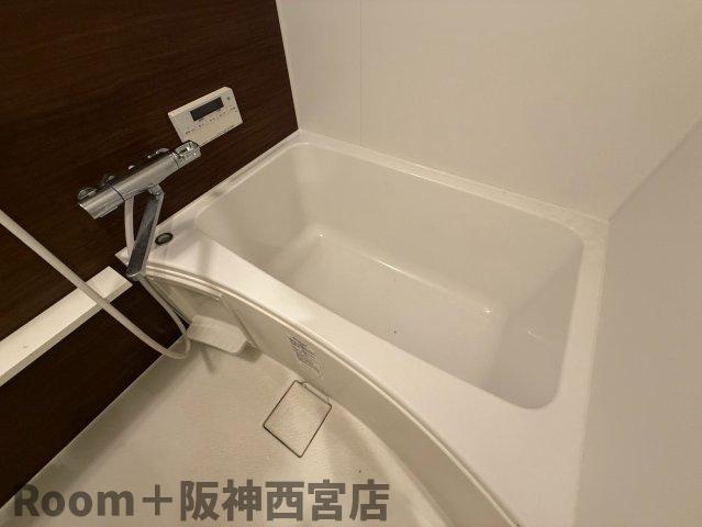 リブレメゾン香櫨園エストの浴室