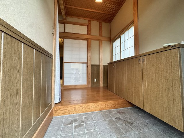 篠ノ井布施五明中古住宅の玄関