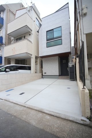 目黒区八雲2丁目（セレッソ八雲）の外観|外観/東急東横線「都立大学駅」徒歩約12分の立地の戸建てのご紹介です