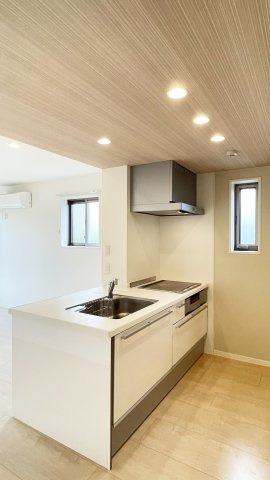 シャーメゾンガーデン福島　Ｃ棟のキッチン