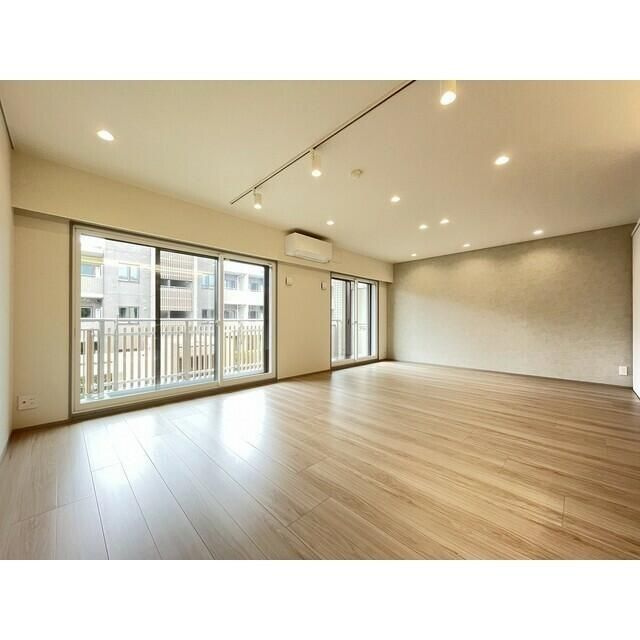 グランハイツ瀬田Ｎｏｒｔｈの居間・リビング|居間です