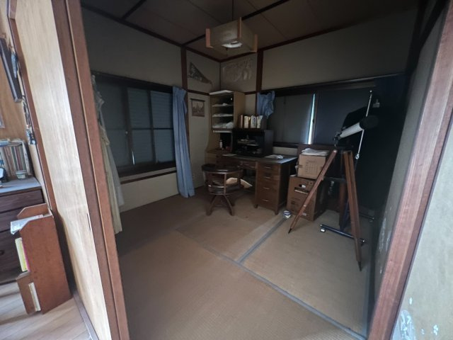 DIYで再生！吉野町の中古戸建～鹿児島県鹿児島市吉野町～の和室|2面採光で明るいお部屋。書斎や趣味の部屋として活用できます。