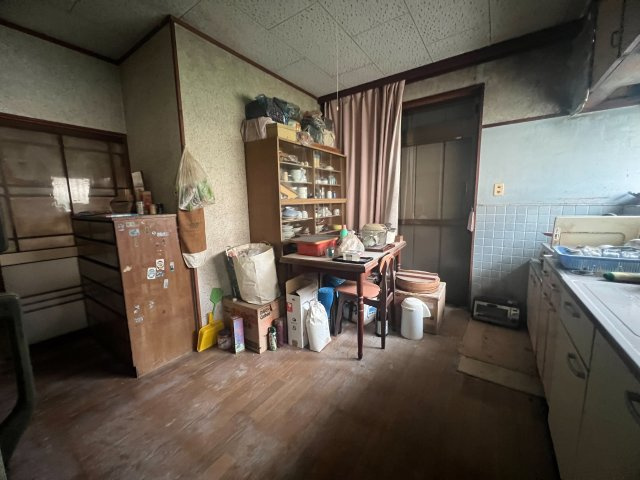 DIYで再生！吉野町の中古戸建～鹿児島県鹿児島市吉野町～のキッチン|自分好みのダイニング空間作りをイチからスタートできます。