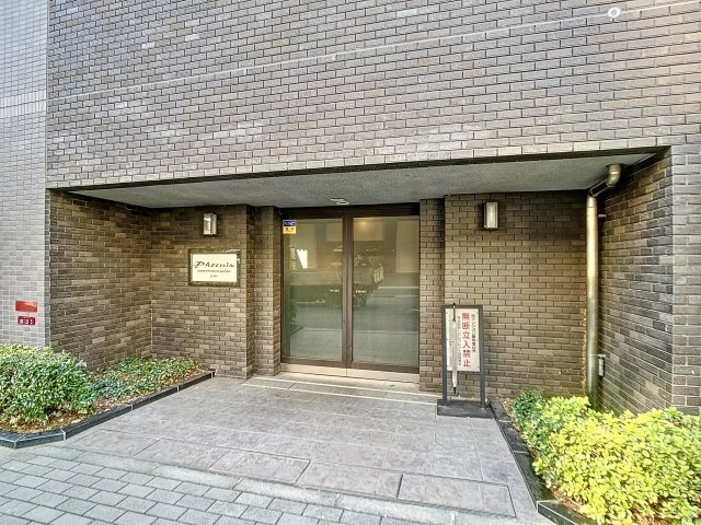 フェニックス新横濱イクシールのエントランス