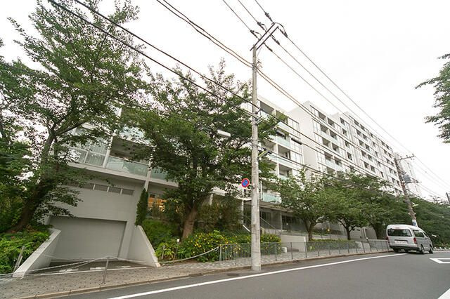 ガーデニエール砧レジデンスの外観|外観は落ち着いています