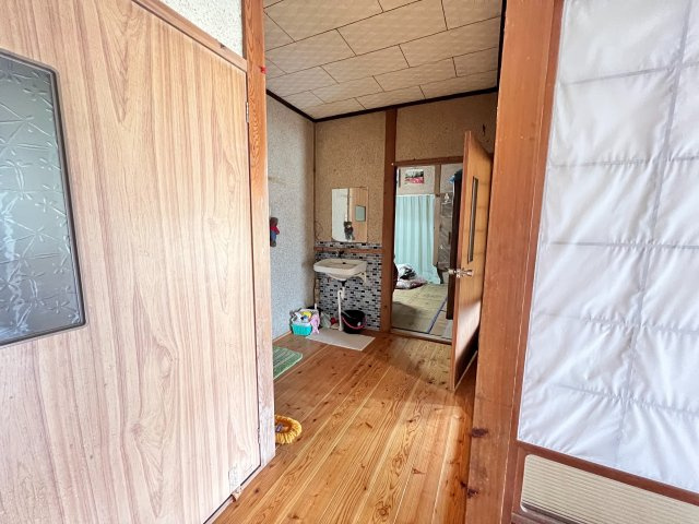 玖珠町大字山浦　原野畑あり　４LDK　2階建のその他|廊下