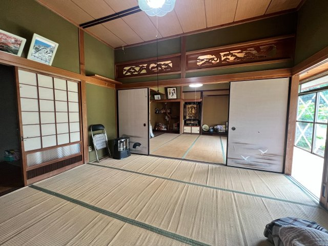 玖珠町大字山浦　原野畑あり　４LDK　2階建の和室