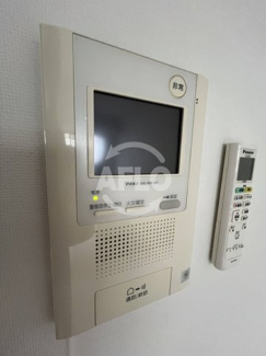 【セキュリティ】 | エスレジデンス新大阪駅前 | S-RESIDENCE新大阪駅前　モニター付きインターホン