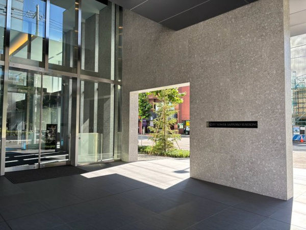 【エントランス】 | 【エントランスホール】二層吹抜け豪華なエントランスホールです。