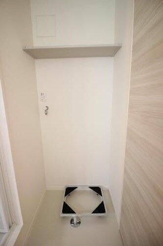クレスティークメゾンの洗面所|広い洗面スペース