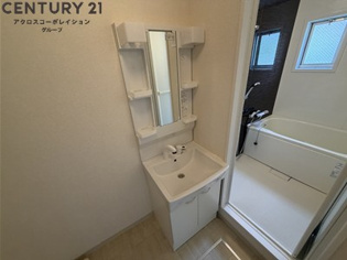 コンパクトで使いやすい洗面所