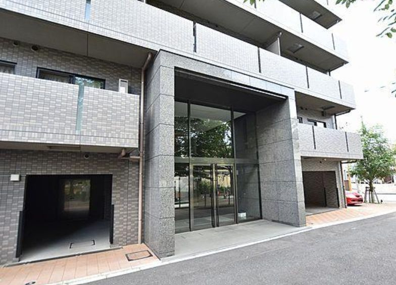 ルーブル墨田立花のエントランス