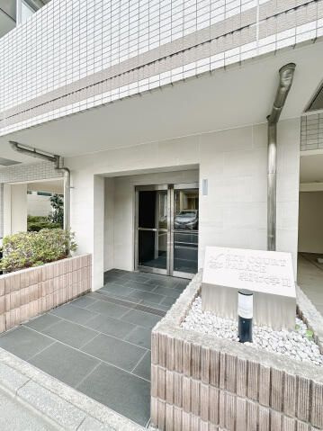 スカイコートパレス駒沢大学Ⅱのエントランス|エントランスです