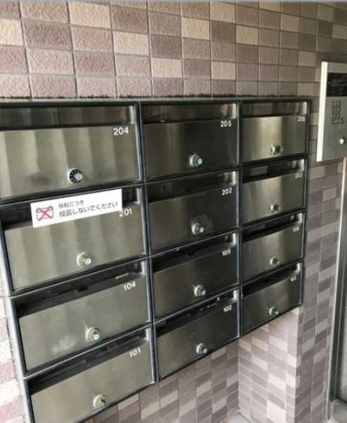 サンパティーク新町　オートロック　バストイレ別　南東角部屋のロビー