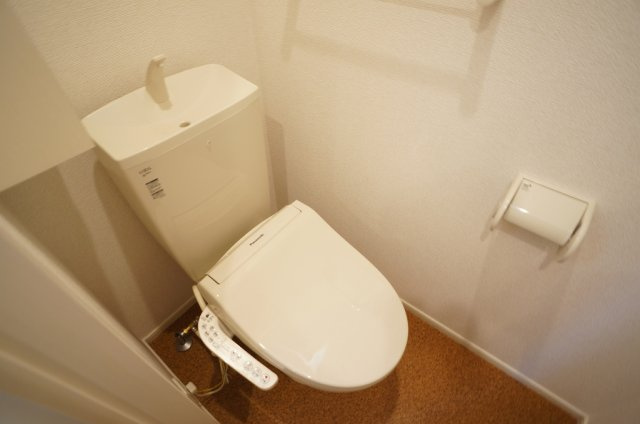 リアン　コートのトイレ|清潔感のあるトイレです