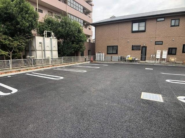 パルシャス　二の宮の駐車場|駐車場に車を止められます