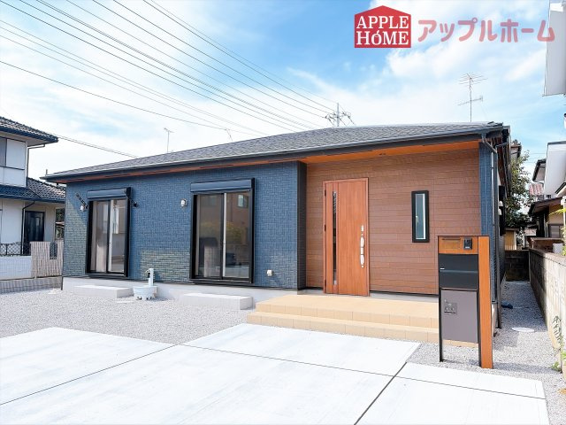 [新築住宅] 熊谷市拾六間 全1棟の外観|◆外観写真◆スタイリッシュな外観が目を引くお洒落ハウス！ぜひ一度内覧へお越しください！物件の魅力沢山お伝えします！いつでもお気軽にお問合せOKです！TEL「0120-466263」