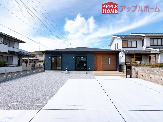 [新築住宅] 熊谷市拾六間 全1棟の外観|ぜひ現地にて、実際の建物・街並み・日当たり等ご確認下さい♪お問い合わせはお気軽に☆　TEL「0120-466263」