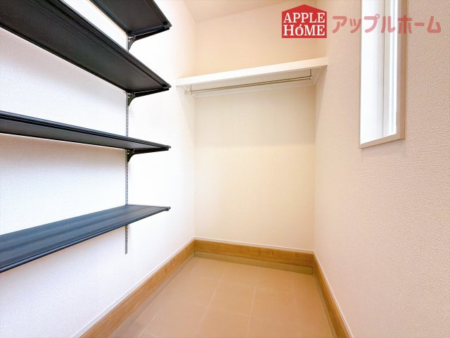 [新築住宅] 熊谷市拾六間 全1棟の収納|土間収納あります♪