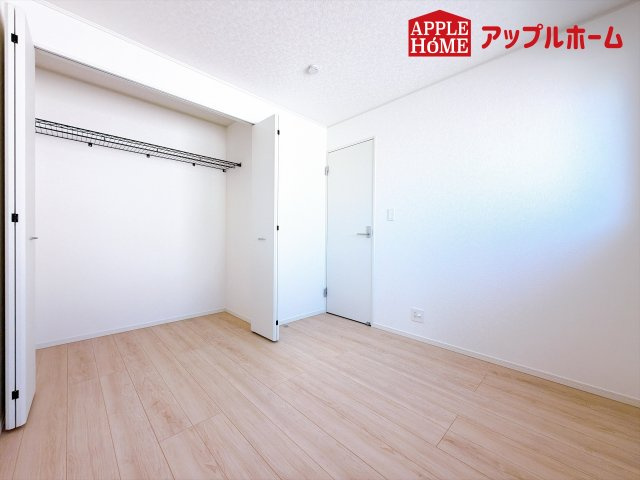 [新築住宅] 本庄市小島 第6 全2棟の洋室|２階居室は全室収納あり！たっぷりある収納活用でお部屋もキレイを保てます♪
