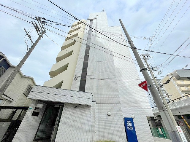 ピアファイブの外観
