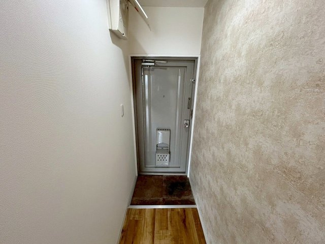第2大栄マンションの玄関