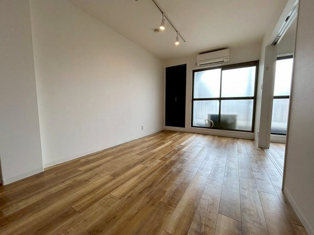 第2大栄マンションの居間・リビング