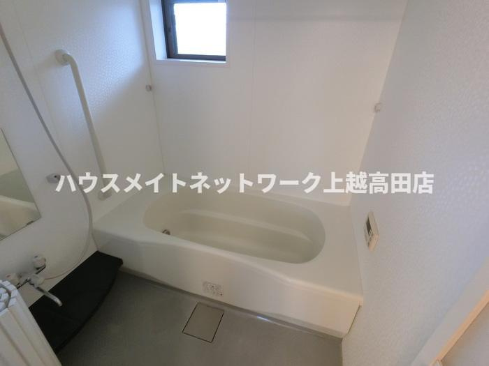 サンフラワー　Ａの浴室|浴室１坪（追焚機能付）