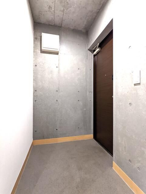 Ｔ’ｓ　ｇａｒｄｅｎ永福町の玄関