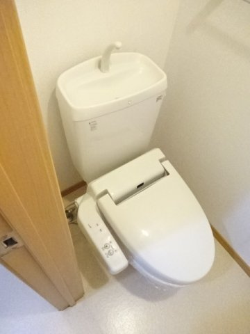 エトワール　Ｂのトイレ|落ち着いたトイレです