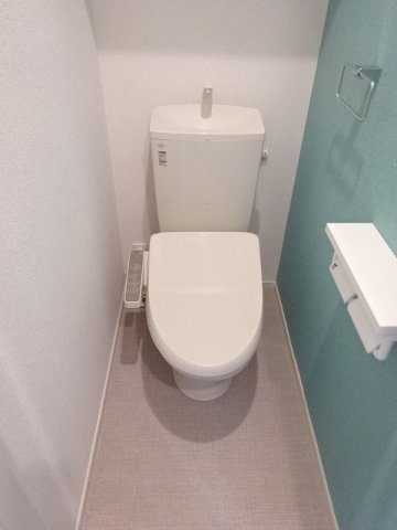 ローマアリエス．Ｄのトイレ|落ち着いた色調のトイレです