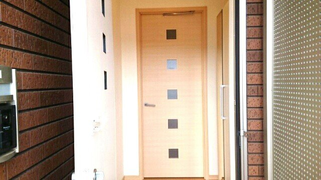 フォーシーズンⅡの玄関|ゆったりとした玄関です