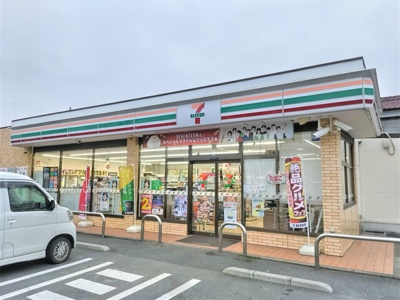 セブンイレブン三郷戸ケ崎店まで400ｍ