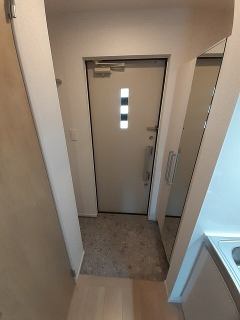 シャロン青柳の玄関