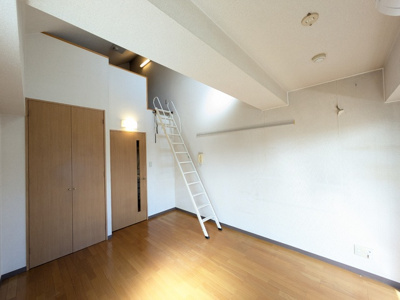 ※クリーニング前の参考写真です