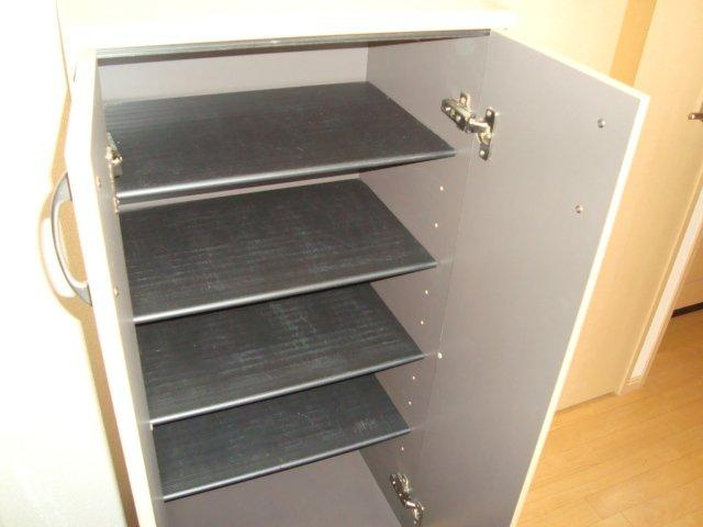 ベル　グラースの玄関|下足箱