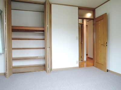 カーテン等は設備ではありません
