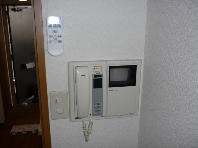 メゾンエクレーレ新宿西戸山のセキュリティ|モニター付オートロック
