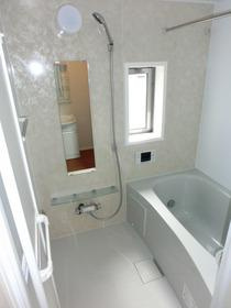 クレストヒル山下　Ｂの浴室