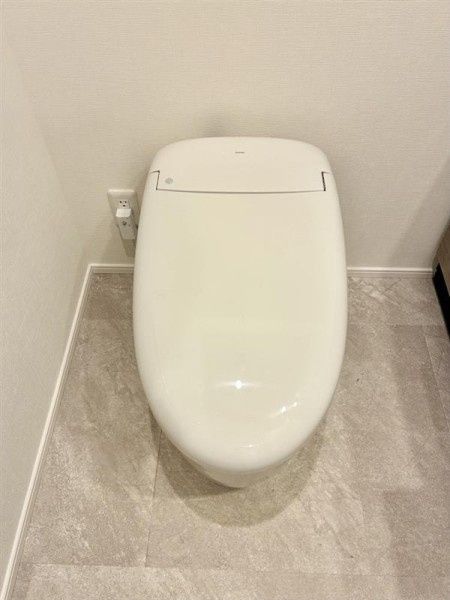 ＴＯＦＲＯＭ　ＹＡＥＳＵ　Ｒｅｓｉｄｅｎｃｅのトイレ