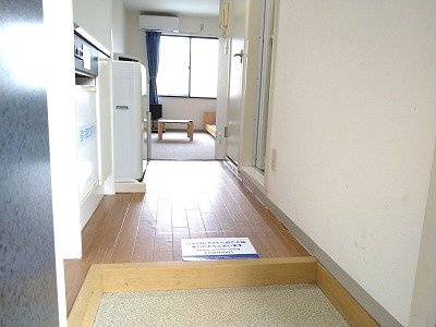 レオパレスＡＮＮＥＸ新川崎の玄関